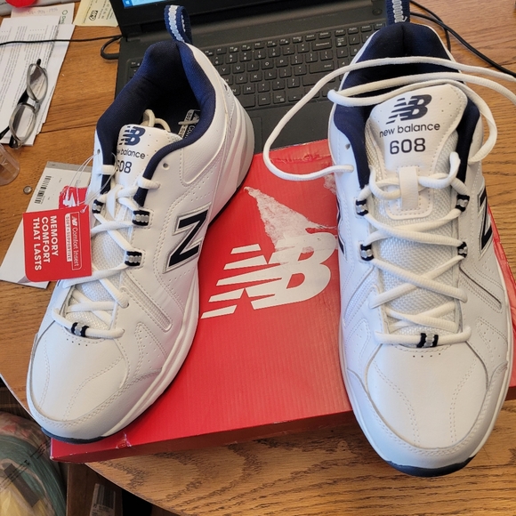 Man's 👟 Sneakers (NEW BALANCE) - Picture 7 of 8